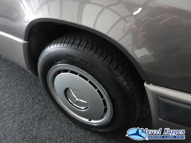Mercedes 230TE 09-1992 15.400km - Image 16