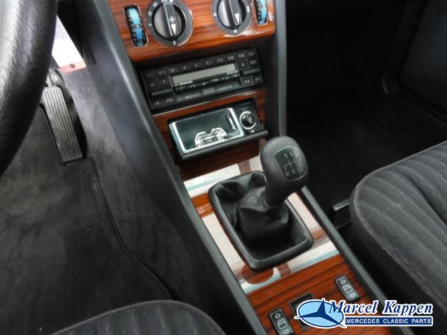 Mercedes 230TE 09-1992 15.400km - Image 19
