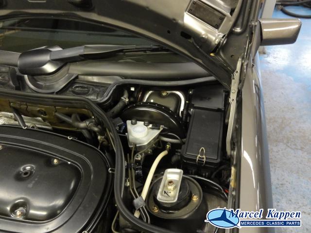 Mercedes 230TE 09-1992 15.400km - Image 38