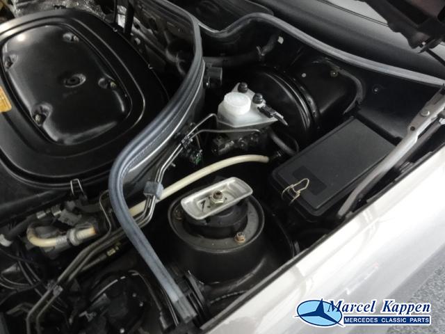 Mercedes 230TE 09-1992 15.400km - Image 45