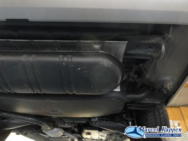 Mercedes 230TE 09-1992 15.400km - Image 48