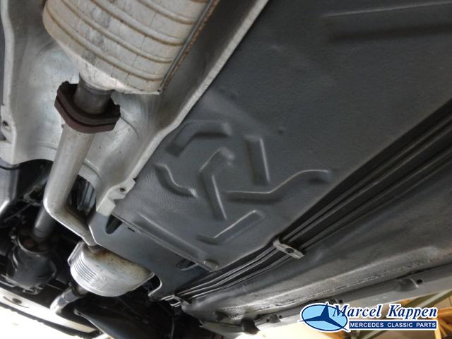 Mercedes 230TE 09-1992 15.400km - Image 54