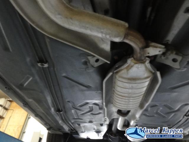 Mercedes 230TE 09-1992 15.400km - Image 60