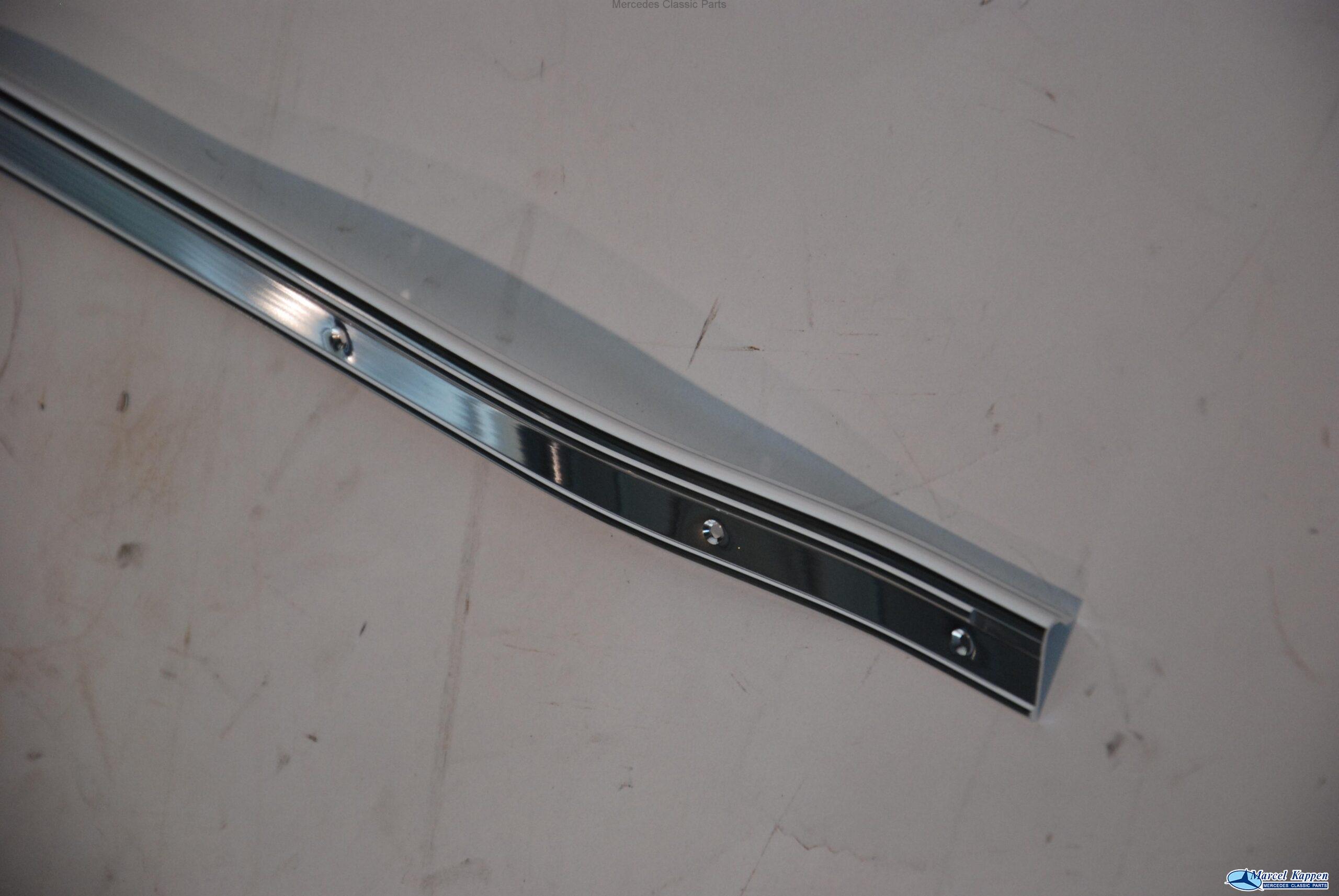 Lijst op drempel buitenzijde rechts v.nr. 1136860236 – Bild 4
