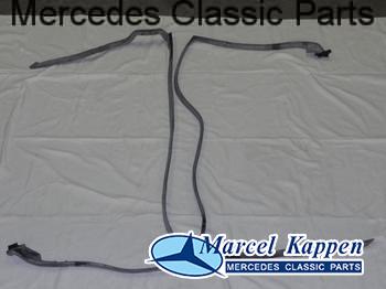 Deurrubbers set W111/112 Coupé/Cabrio v.nr. 1117206378 + 1117206478 origineel