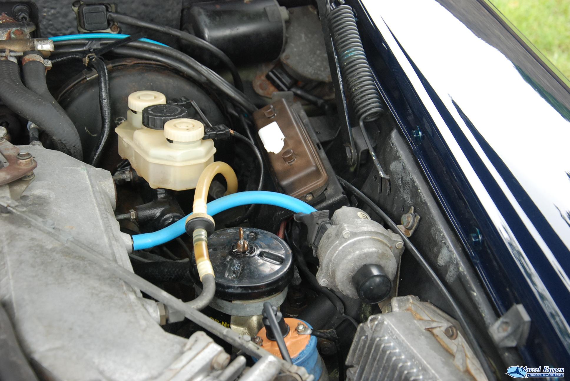 Mercedes 280CE 04-1974 63.250km - Image 32