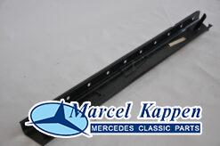 Drempel binnenzijde rechts origineel W107 SL v.nr. 1076100809 NOS